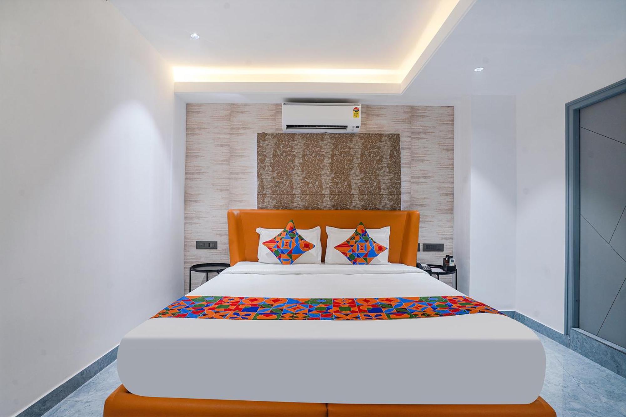 Fabhotel Prime Cloud 5 Studios Хайдарабад Экстерьер фото