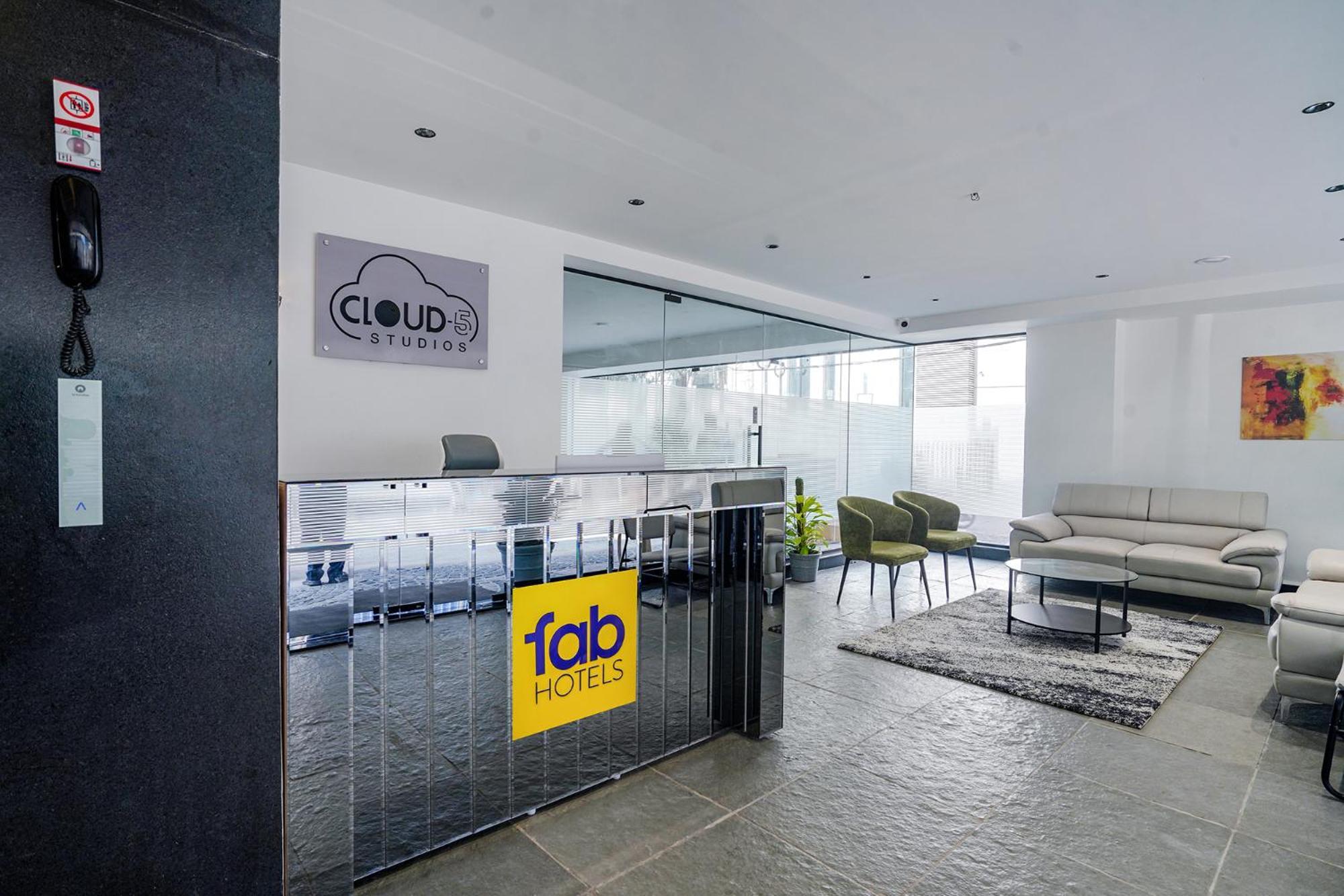 Fabhotel Prime Cloud 5 Studios Хайдарабад Экстерьер фото
